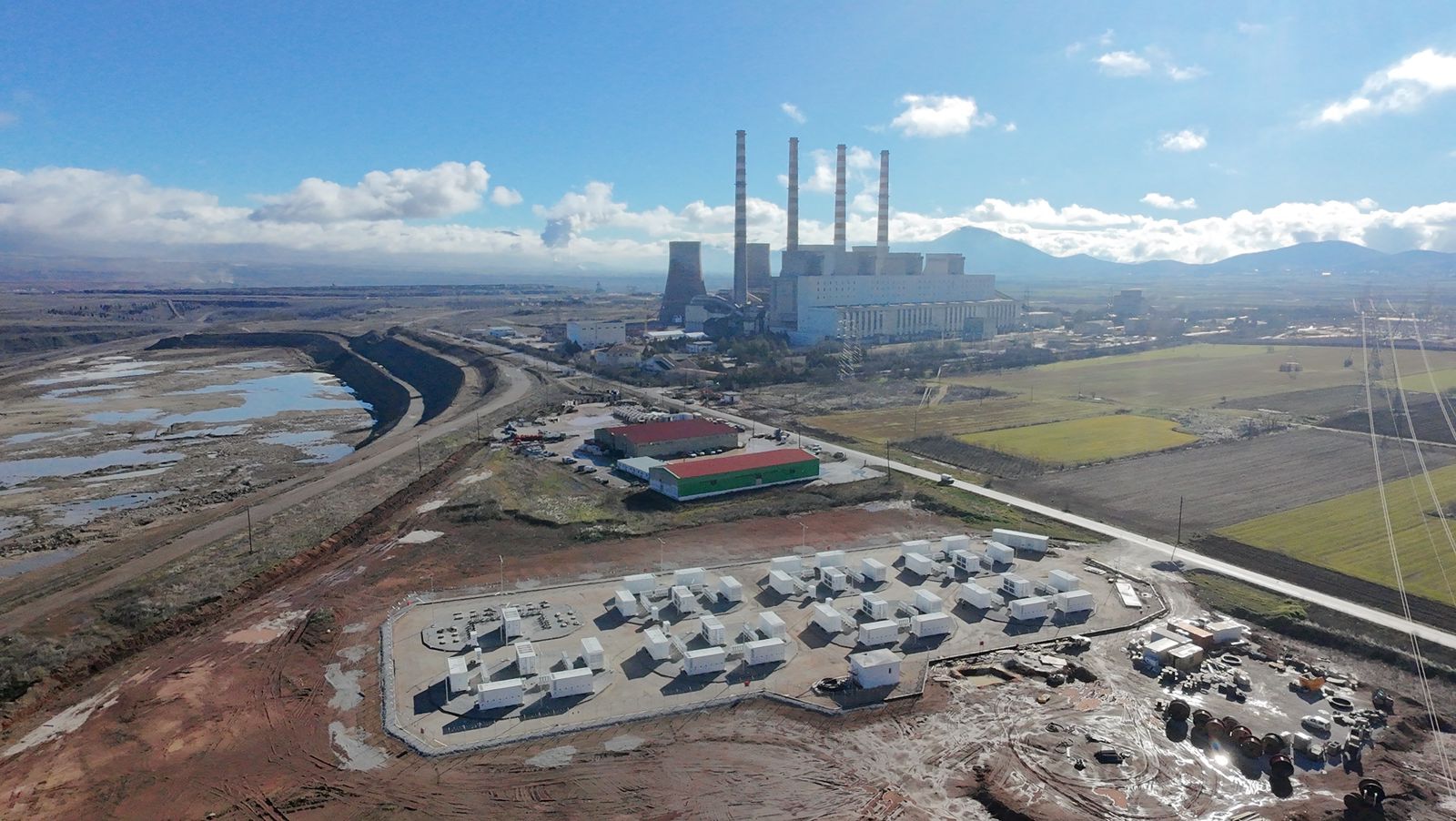 Εικόνα που περιέχει ουρανός, εξωτερικός χώρος/ύπαιθρος, έδαφος, σύννεφο

Το περιεχόμενο που δημιουργείται από AI ενδέχεται να είναι εσφαλμένο.